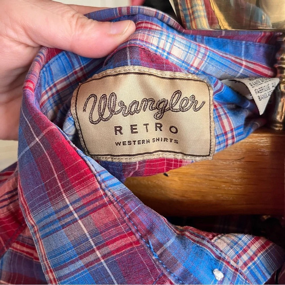 WRANGLER ~ Boy’s Red White Blue Plaid Western Pearl Snap Long Sleeve Button Down - Picture 3 of 8
